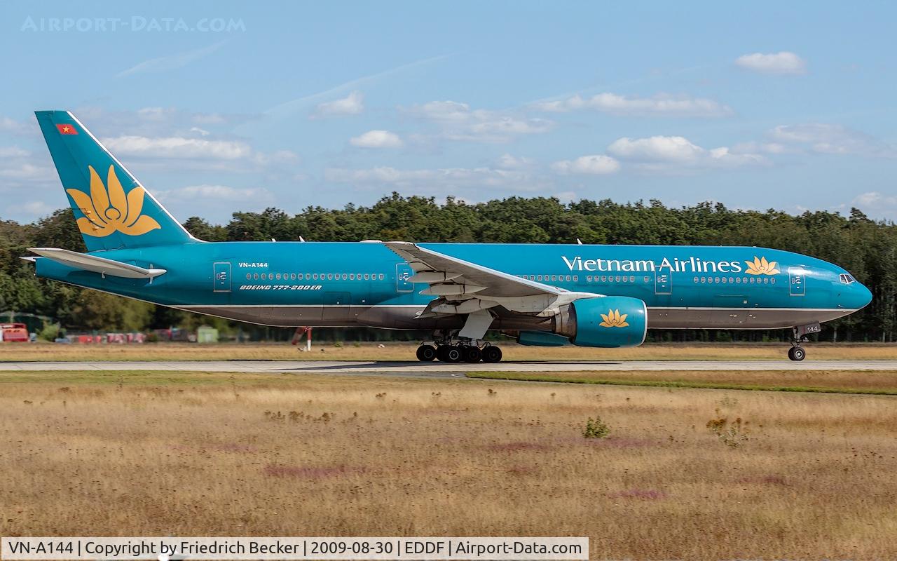 VN-A144, Boeing 777-2K6/ER C/N 33503, departure via RW18W
