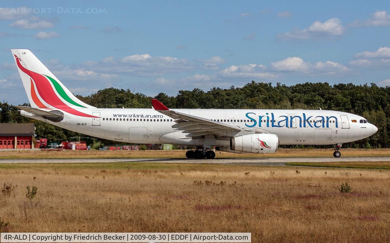 4R-ALD, 1999 Airbus A330-243 C/N 313, departure via RW18W