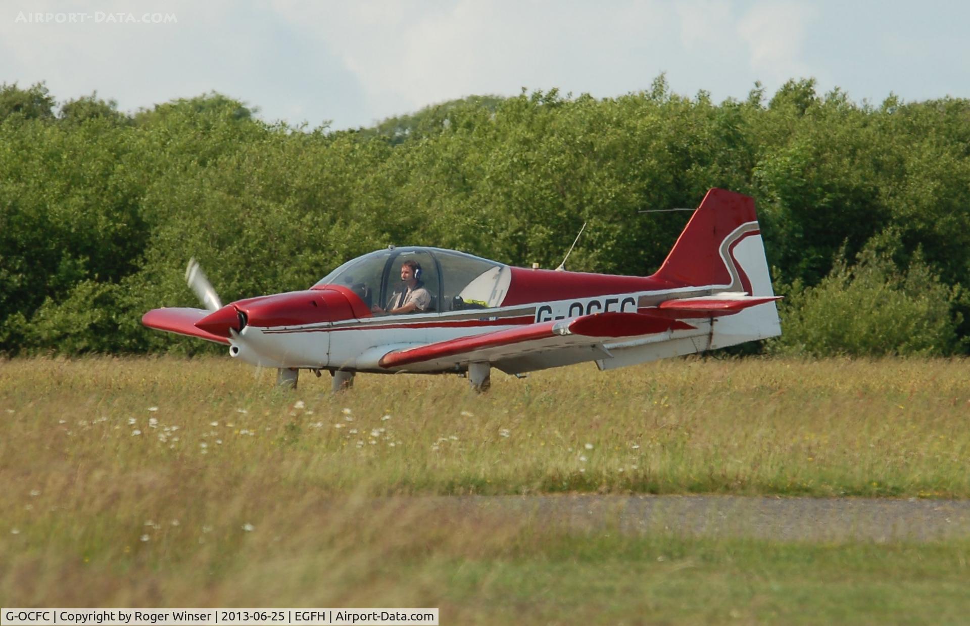 G-OCFC, 2002 Robin R-2160 Alpha Sport C/N 374, Visiting Robin Alpha Sport arriving Runway 22.