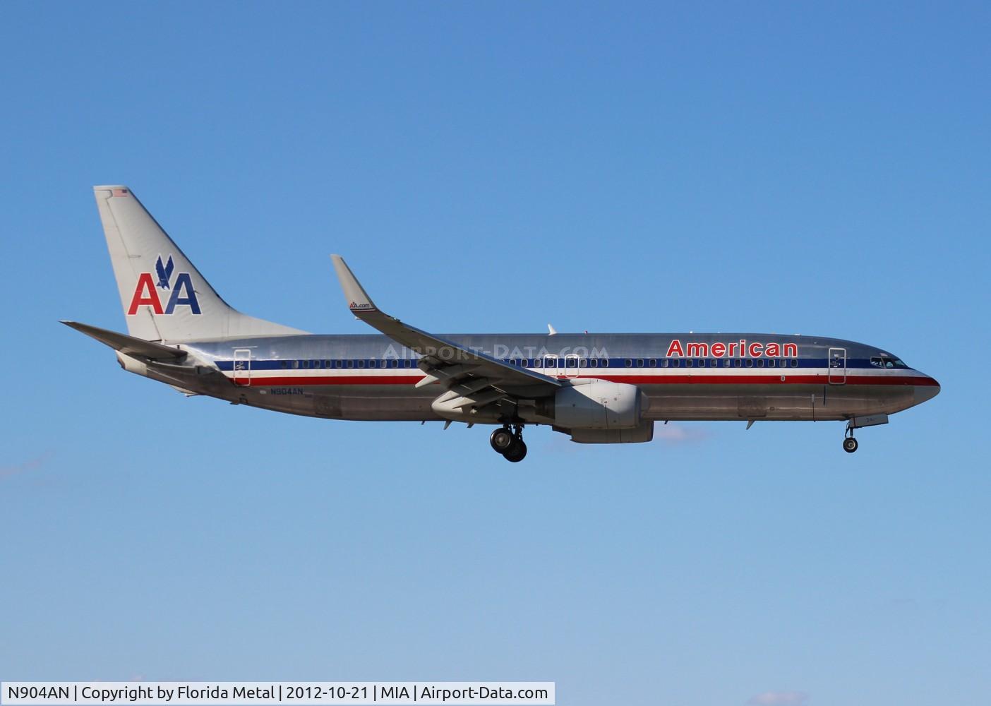 N904AN, 1999 Boeing 737-823 C/N 29506, American 737-800
