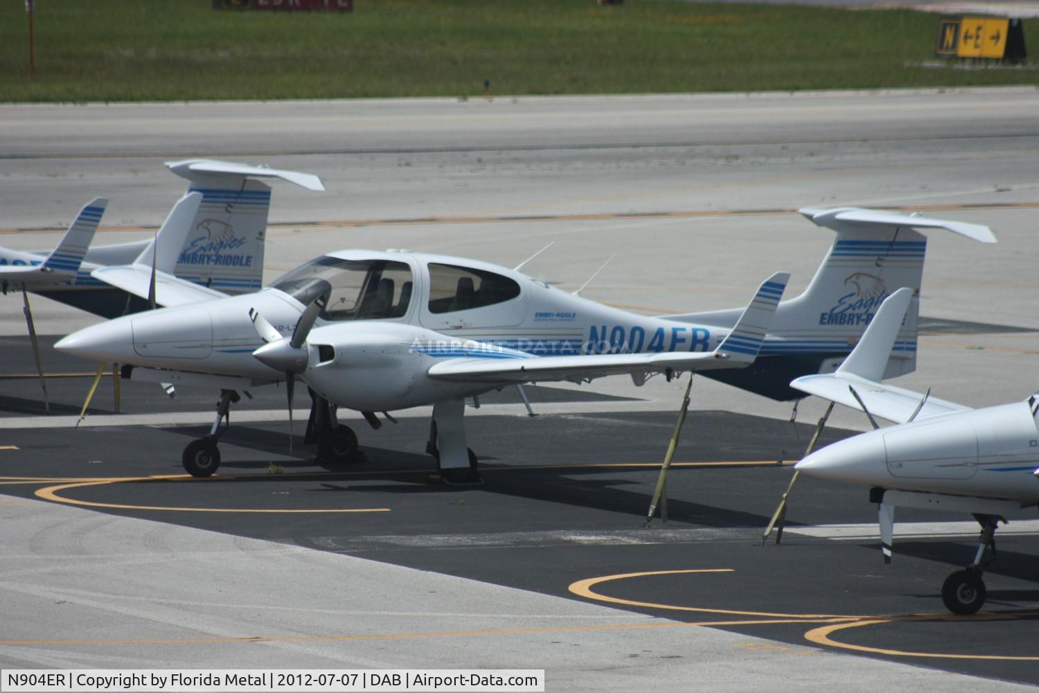 N904ER, Diamond DA-42 Twin Star C/N 42.281, Embry Riddle DA42