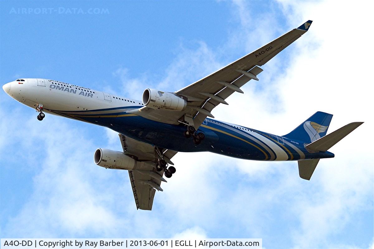 A4O-DD, 2009 Airbus A330-343X C/N 1063, Airbus A330-343X [1063] (Oman Air) Home~G 01/06/2013. On approach 27R.