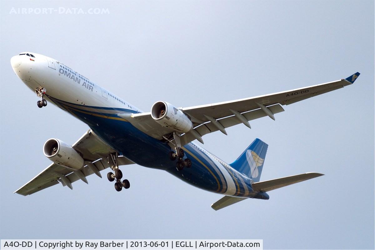 A4O-DD, 2009 Airbus A330-343X C/N 1063, Airbus A330-343X [1063] (Oman Air) Home~G 01/06/2013. On approach 27R.