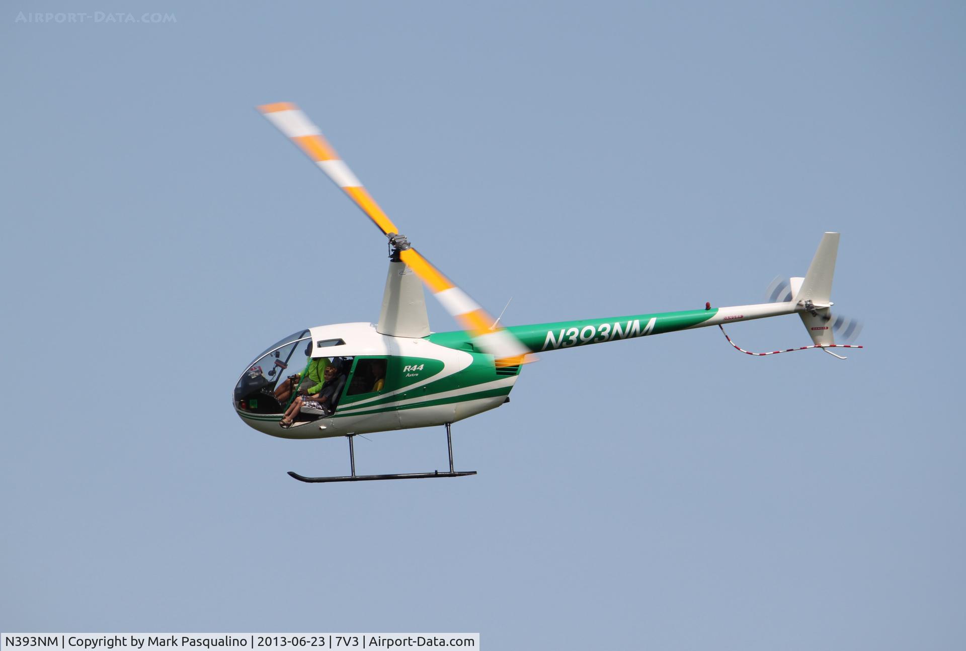N393NM, Robinson R44 C/N 0706, Robinson R44
