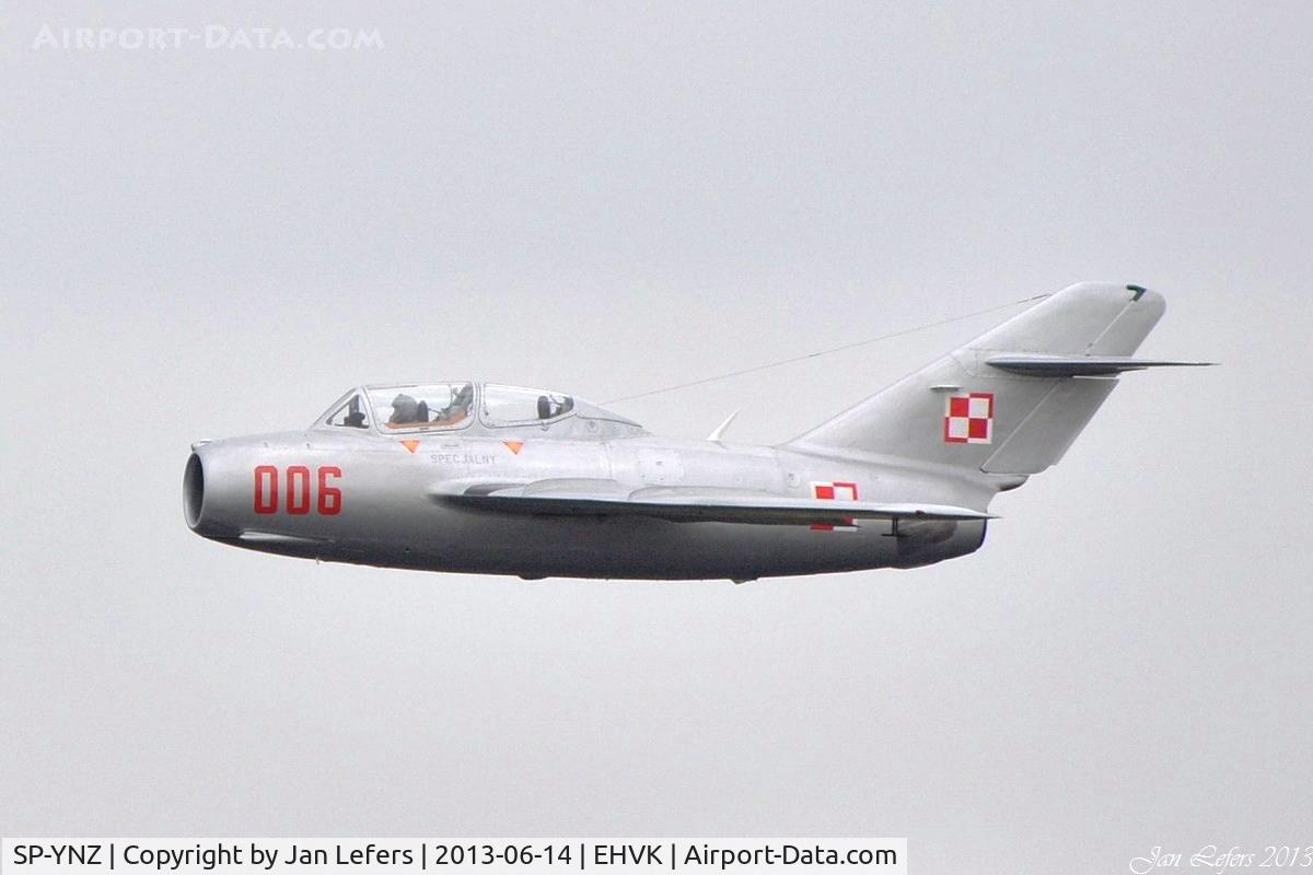 SP-YNZ, Mikoyan-Gurevich MiG-15UTI C/N 1A06006, Solo Display