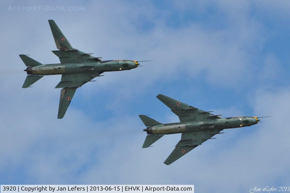 3920, Sukhoi Su-22M-4 C/N 37920, Solo display