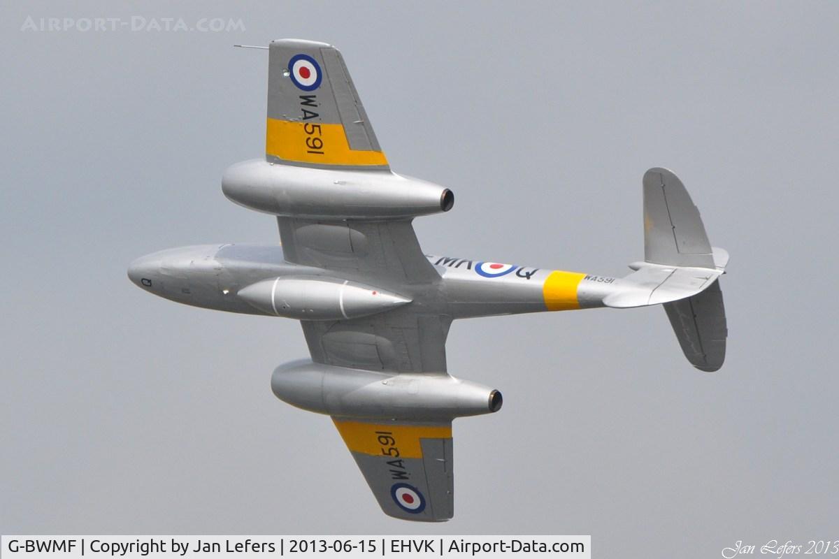 G-BWMF, 1949 Gloster Meteor T.7 C/N G5/356460, Solo Display