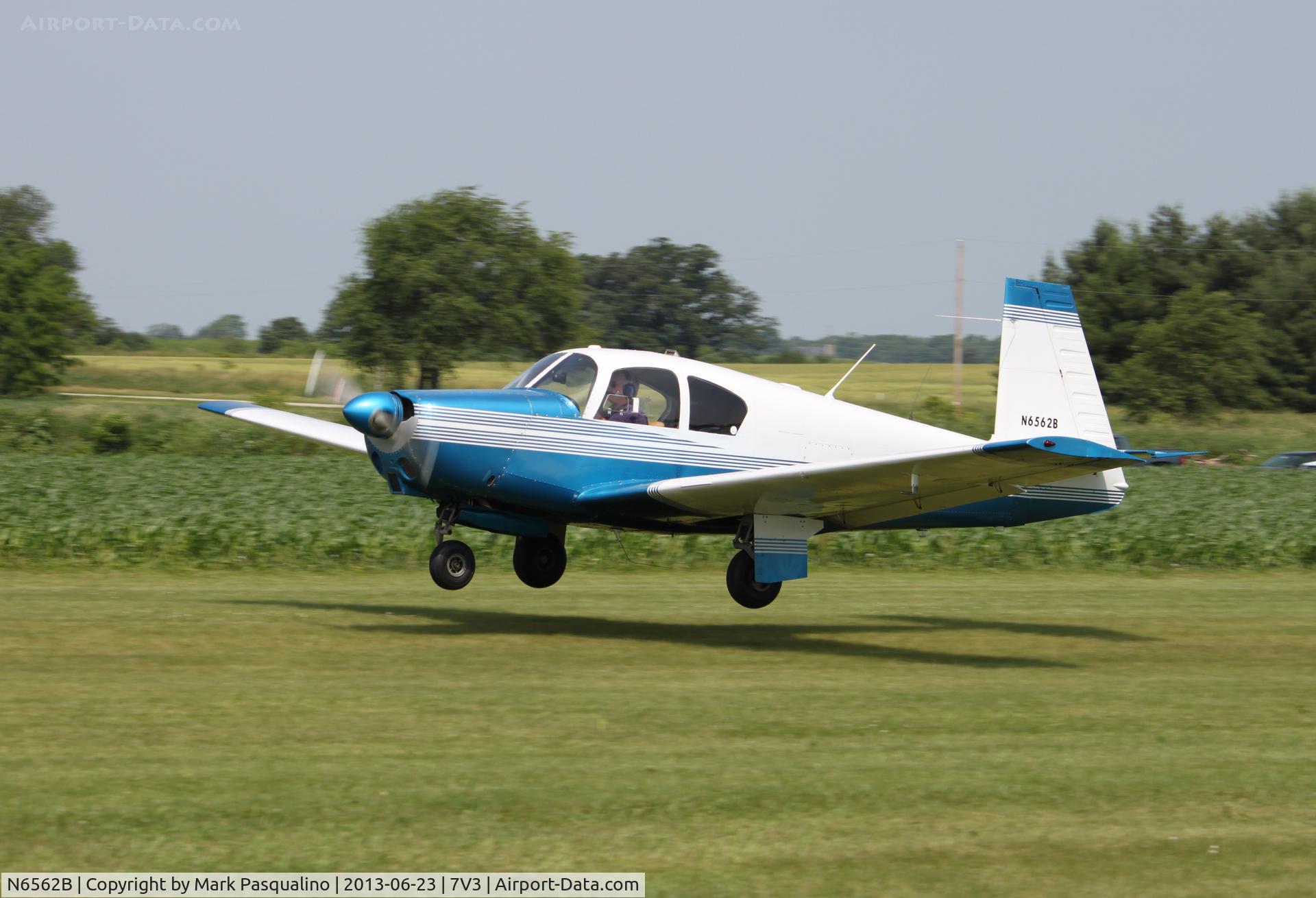 N6562B, 1958 Mooney M20A C/N 1232, Mooney M20A