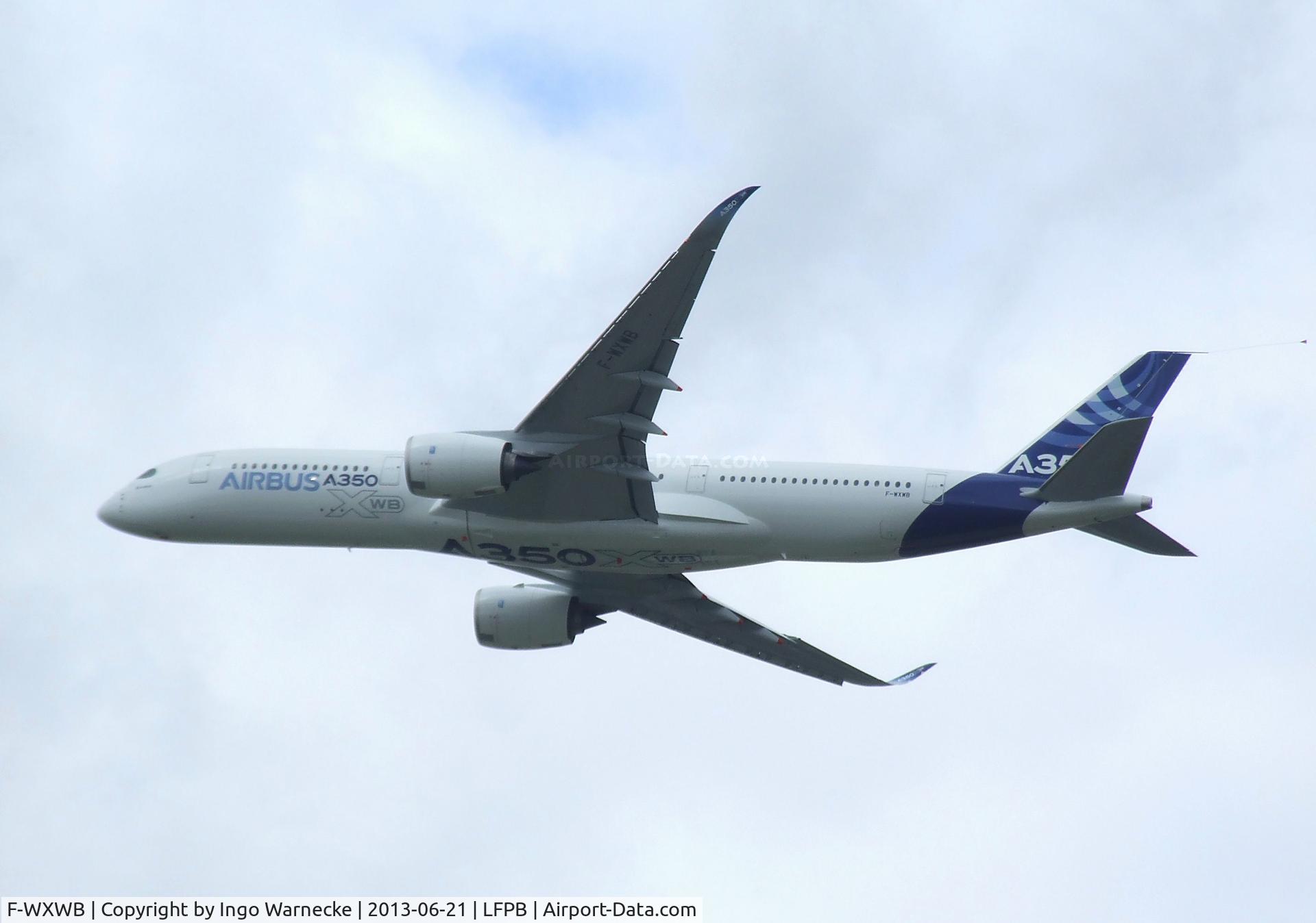 F-WXWB, 2013 Airbus A350-941 C/N 001, Airbus A350 first prototype on its third test flight at the Aerosalon 2013, Paris