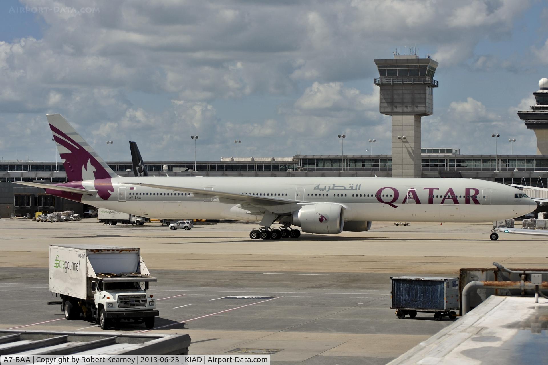 A7-BAA, 2007 Boeing 777-3DZ/ER C/N 36009, Taxiing to parking after arrival