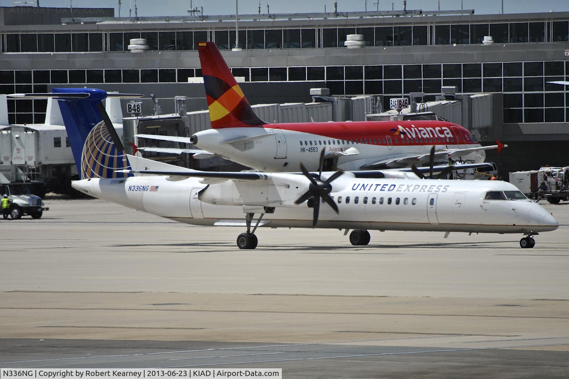 N336NG, 2010 Bombardier DHC-8-402 Dash 8 C/N 4336, Taxiing to parking after arrival