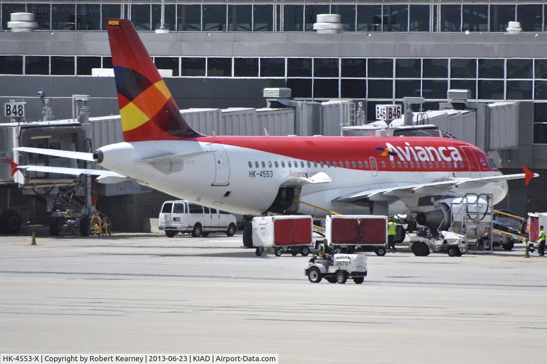 HK-4553-X, 2008 Airbus A319-115LR C/N 3467, On stand just after arrival