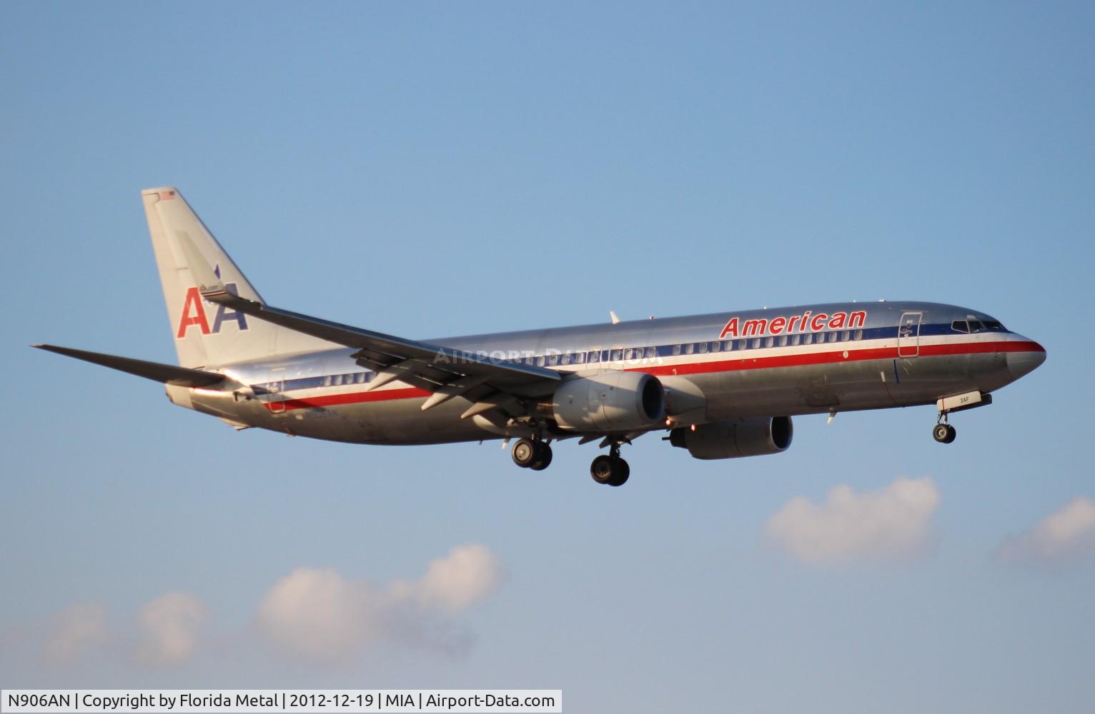 N906AN, 1999 Boeing 737-823 C/N 29508, American 737-800