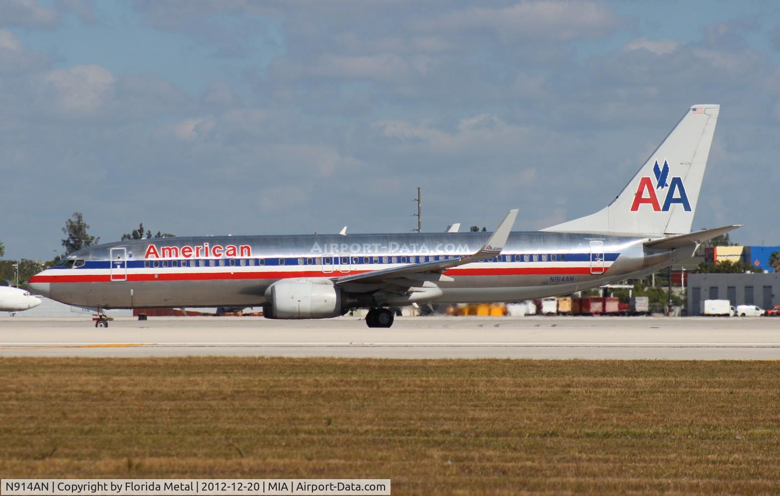 N914AN, 1999 Boeing 737-823 C/N 29515, American 737-800