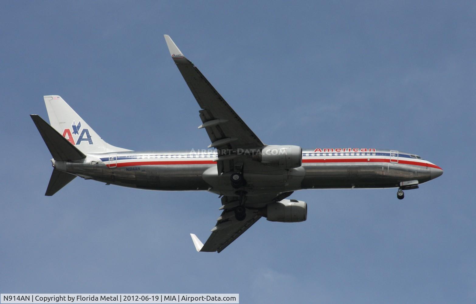 N914AN, 1999 Boeing 737-823 C/N 29515, American 737-800