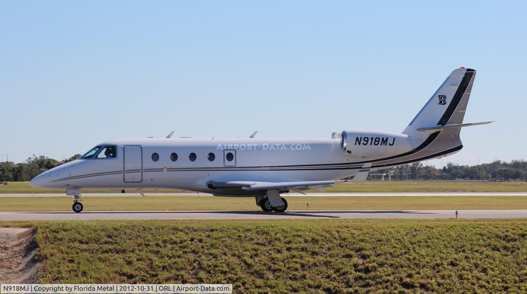 N918MJ, 2008 Israel Aerospace Industries Gulfstream G150 C/N 250, Gulfstream 150 leaving NBAA