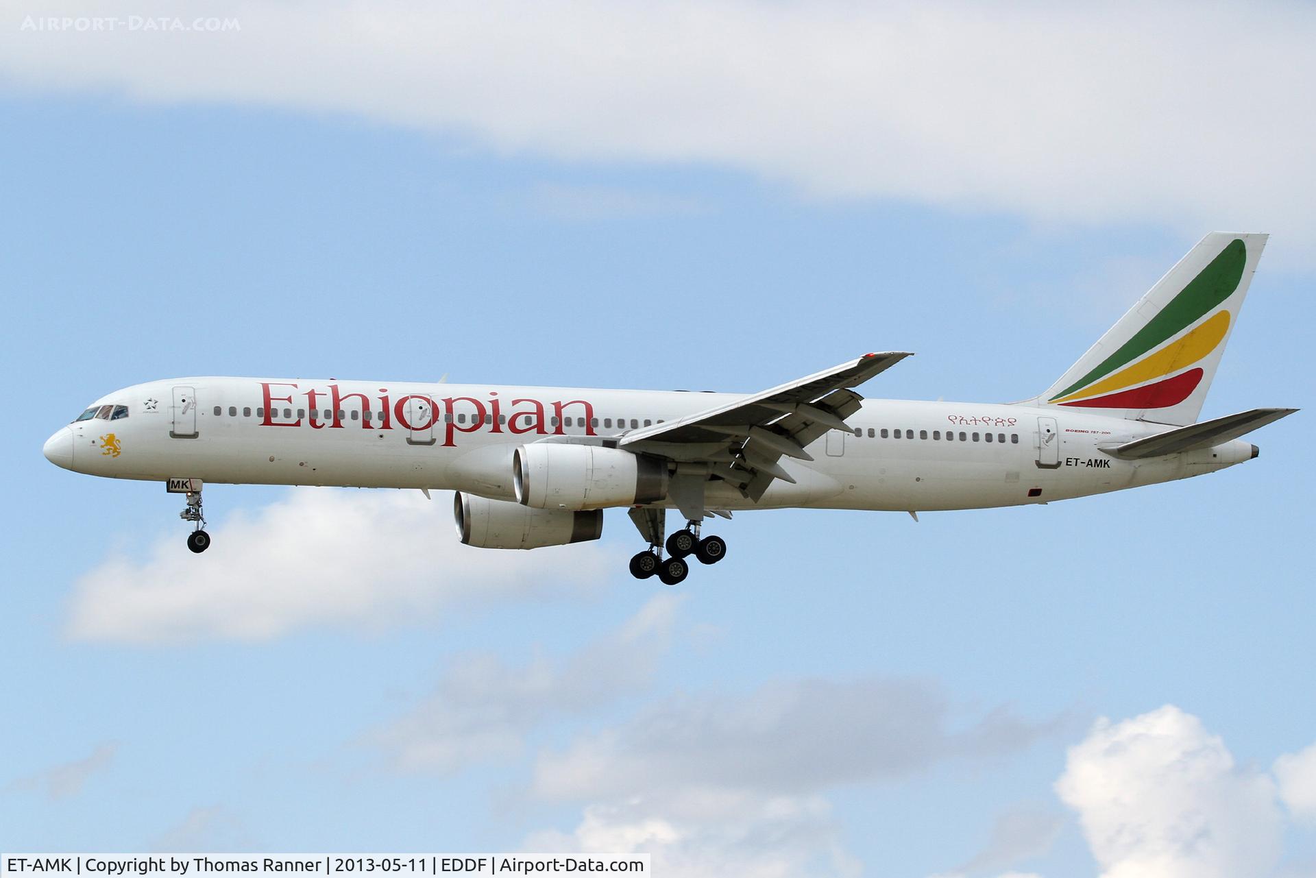 ET-AMK, 2001 Boeing 757-28A C/N 32449, Ethiopian Airlines Boeing 757