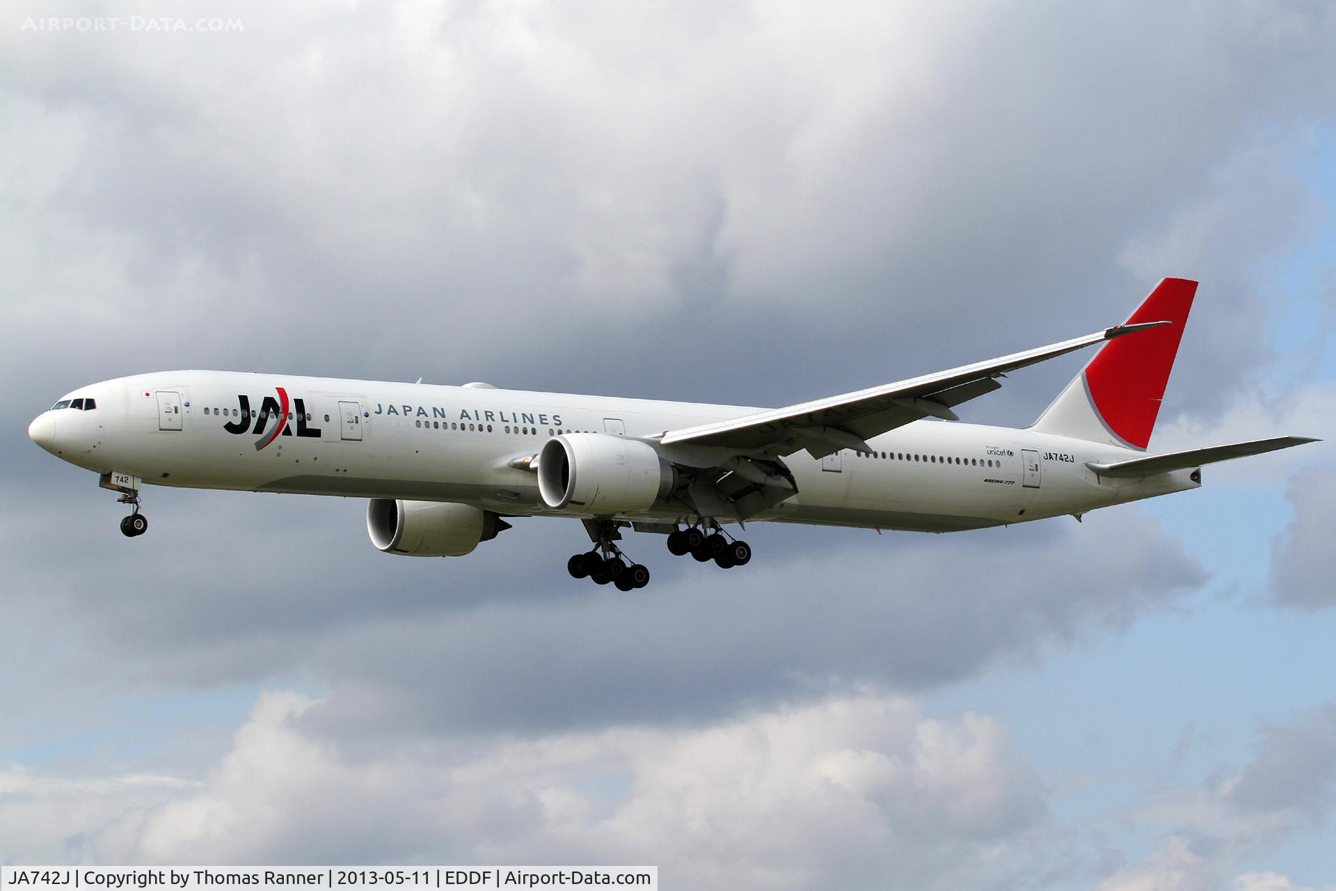 JA742J, 2009 Boeing 777-346/ER C/N 36129, JAL Boeing 777