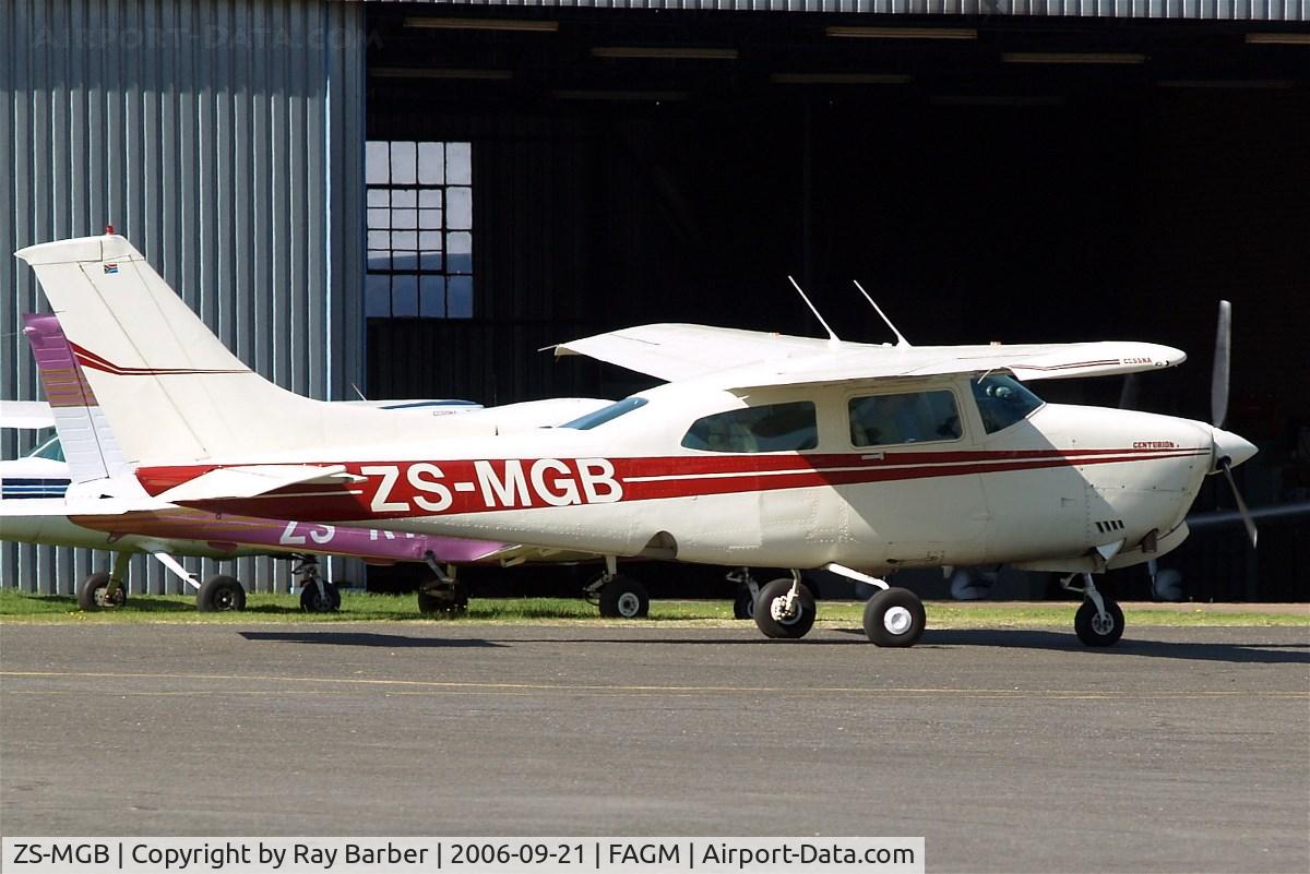 ZS-MGB, Cessna T210N Turbo Centurion C/N 21064038, Cessna T.210N Turbo Centurion [210-64038] Johannesburg-Rand~ZS 21/09/2006