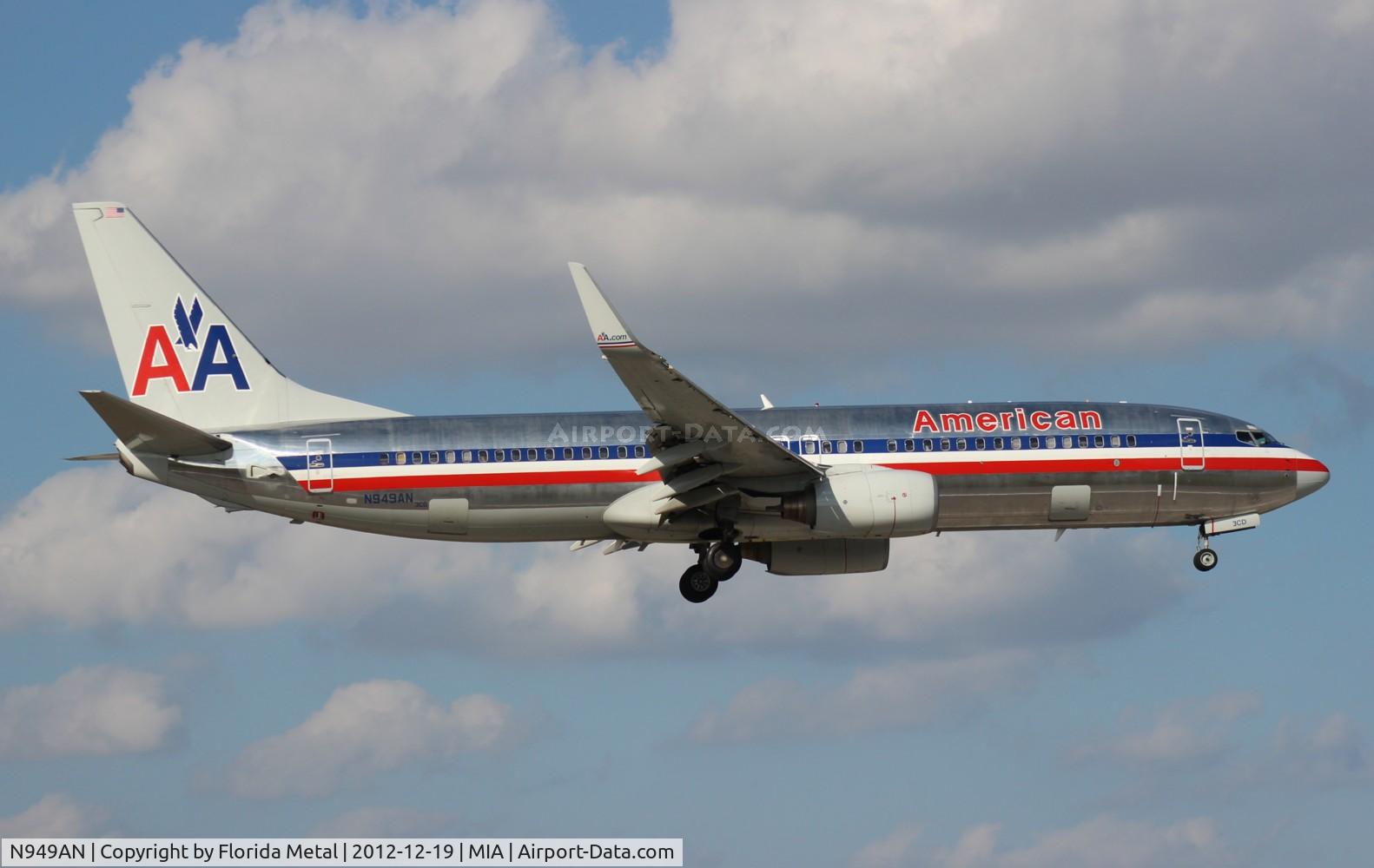 N949AN, 2000 Boeing 737-823 C/N 29537, American 737-800