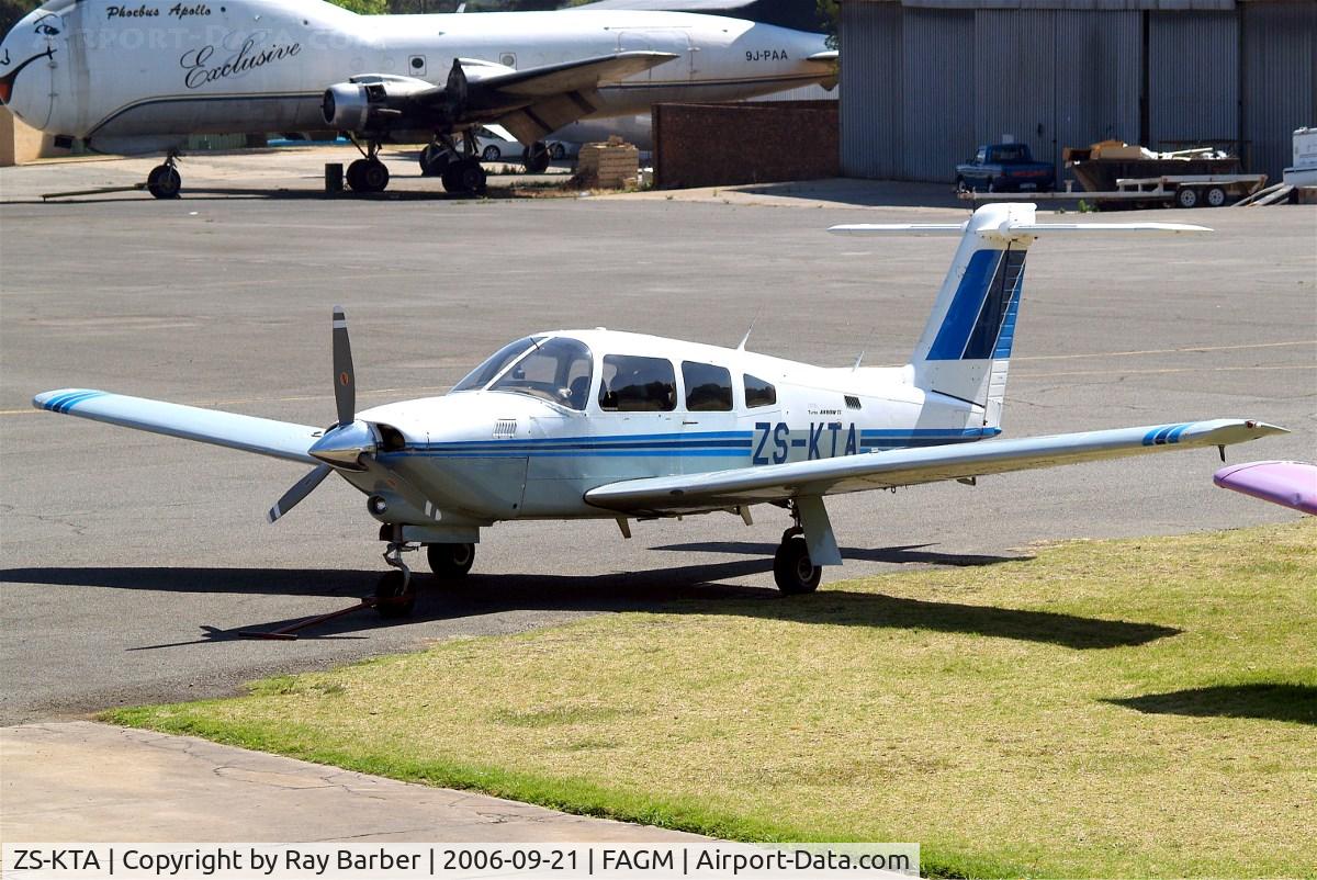 ZS-KTA, Piper PA-28RT-201T Arrow IV C/N 28R-8031163, Piper PA-28RT-201T Turbo Arrow IV [28R-8031163] Johannesburg-Rand~ZS 21/09/2006