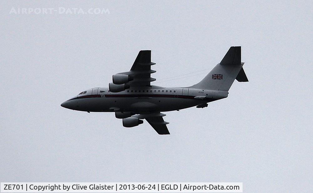 ZE701, 1985 British Aerospace BAe.146 CC.2 C/N E1029, Ex: G-5-029 > ZE701 - Originally and currently with the, Royal Air Force since July 1986. Flying over Denham Aerodrome.