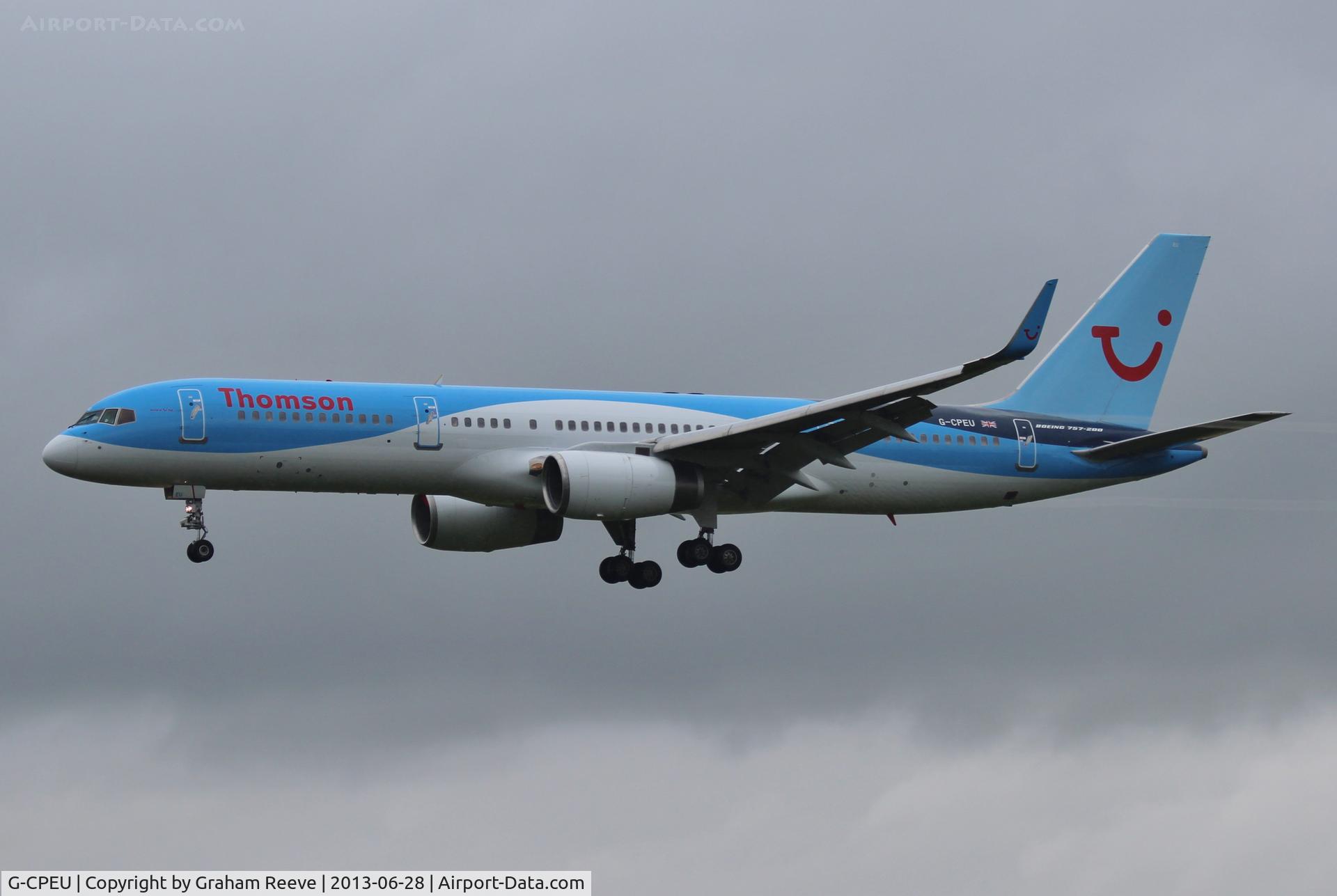 G-CPEU, 1999 Boeing 757-236 C/N 29941, About to touch down at Norwich.