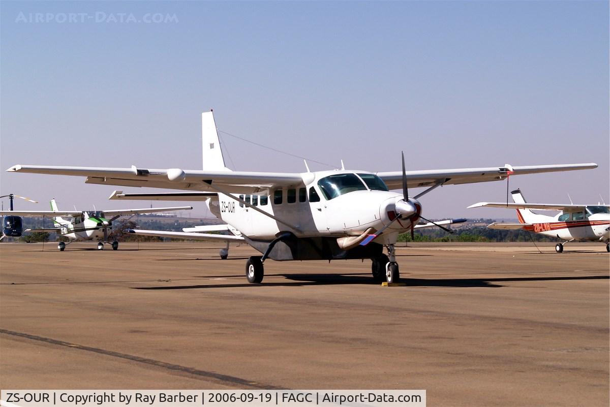 ZS-OUR, 1998 Cessna 208B Grand Caravan C/N 208B0674, Cessna 208B Grand Caravan [208B-0674] Grand Central~ZS 19/09/2006