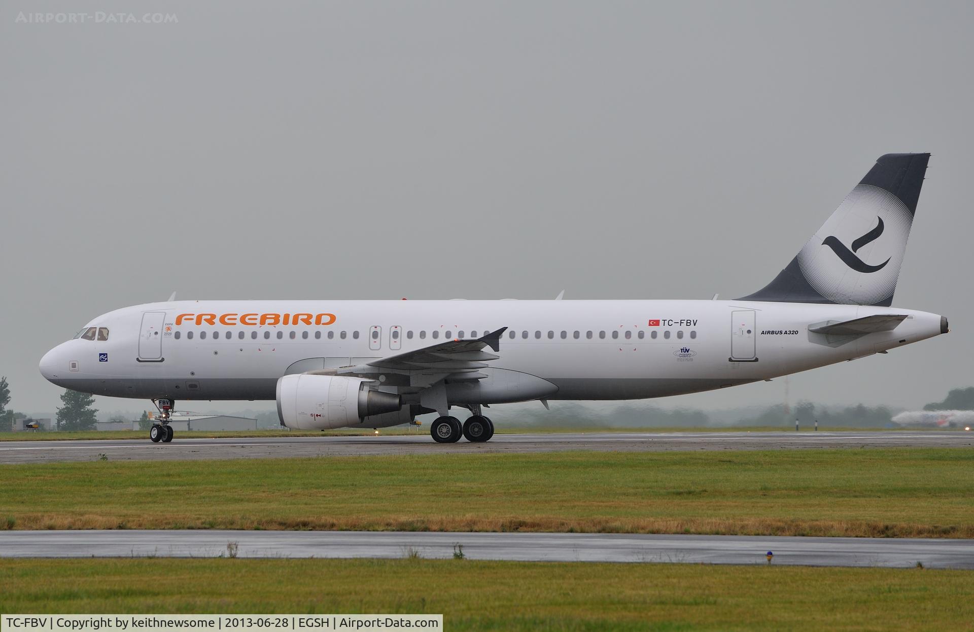 TC-FBV, 2011 Airbus A320-214 C/N 4658, Turning in the rain !