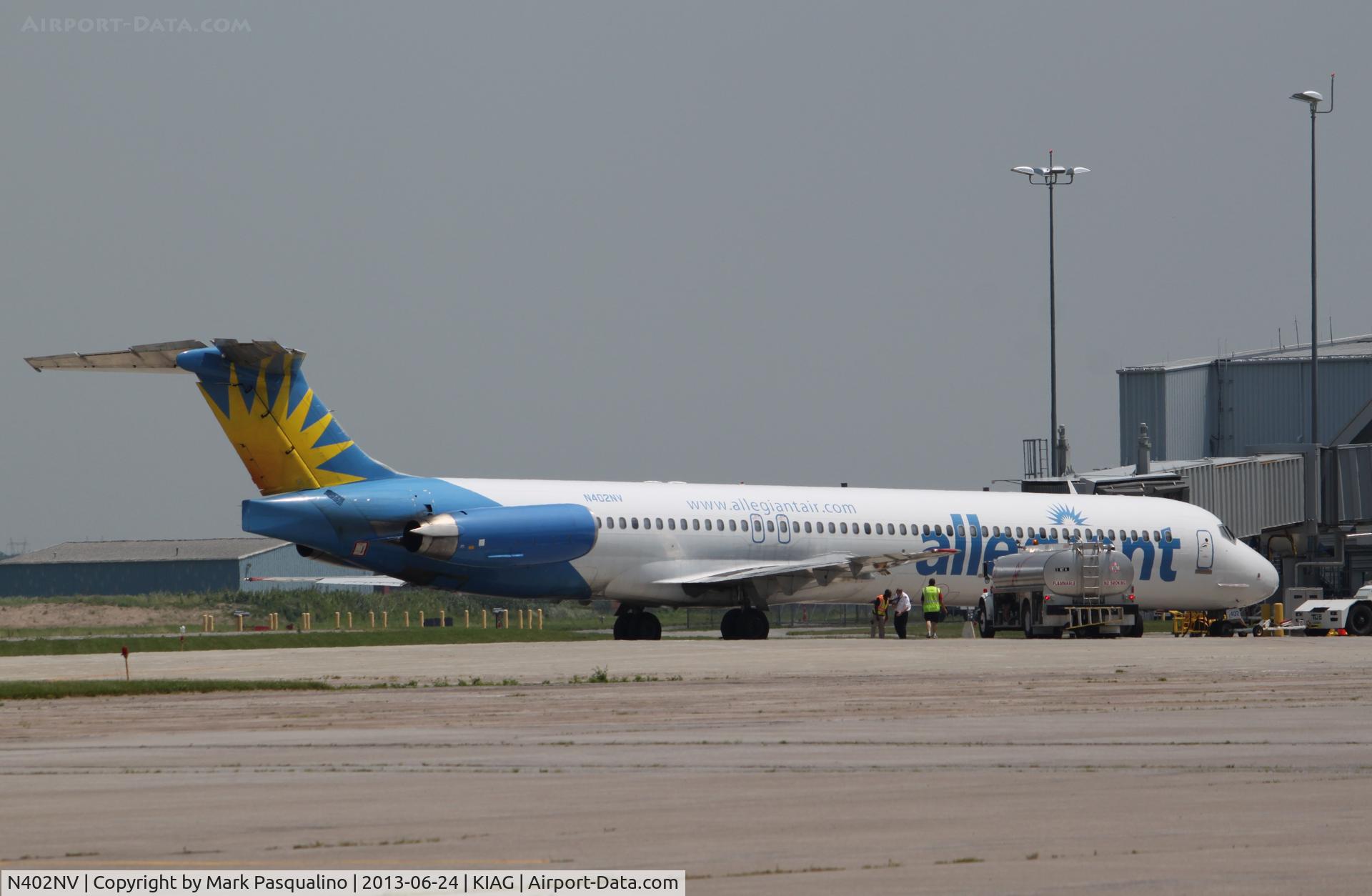 N402NV, 1989 McDonnell Douglas MD-88 C/N 49763, MD-88