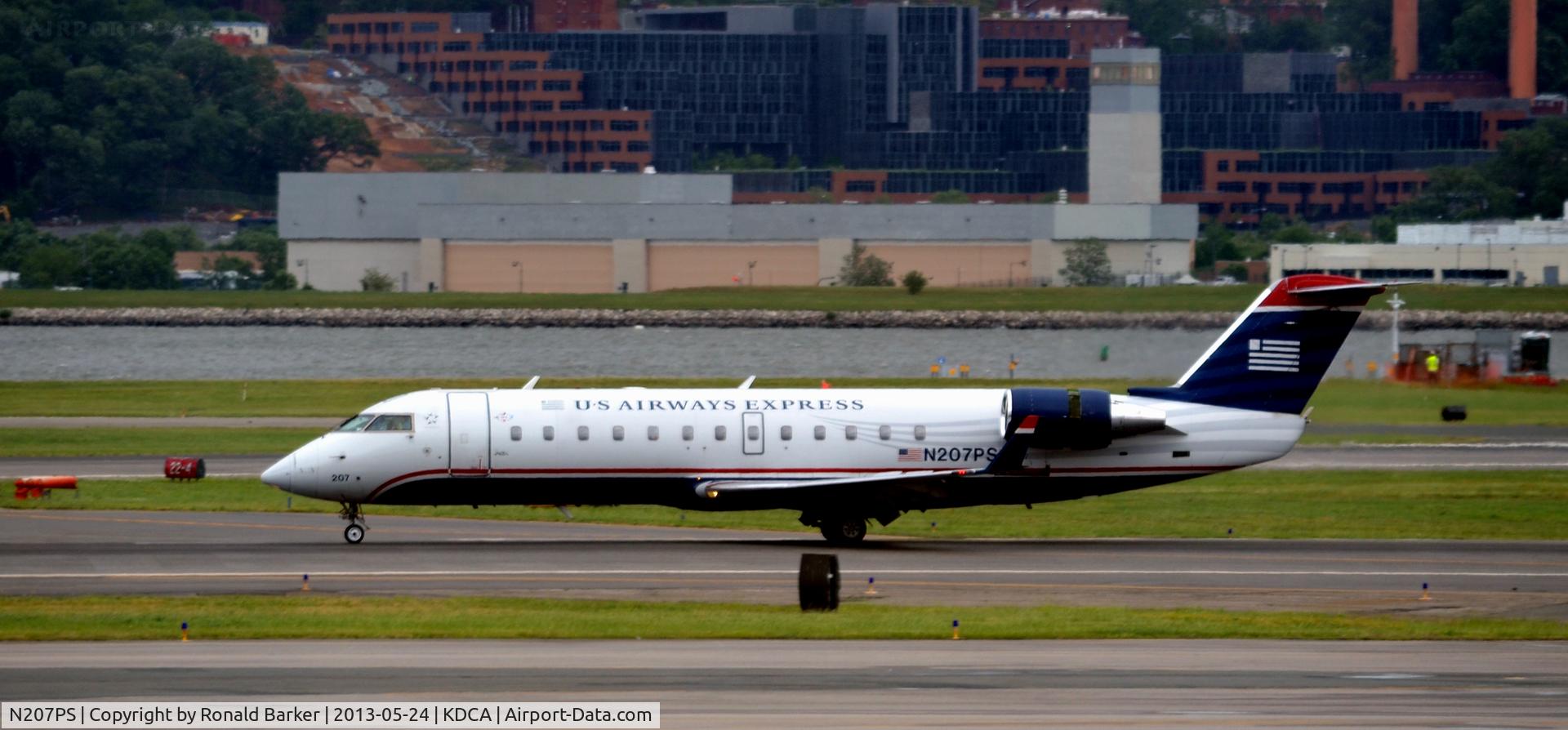 N207PS, 2003 Bombardier CRJ-200ER (CL-600-2B19) C/N 7873, Landing DCA