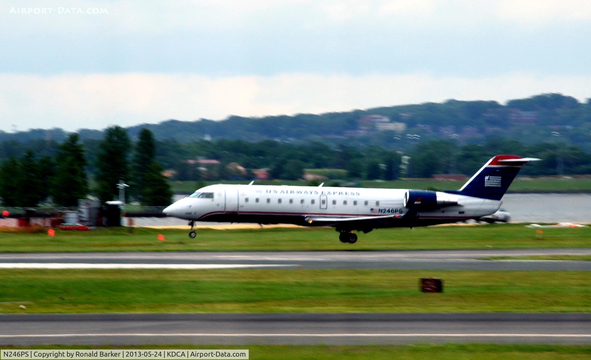 N246PS, 2004 Bombardier CRJ-200ER (CL-600-2B19) C/N 7920, Approach to DCA