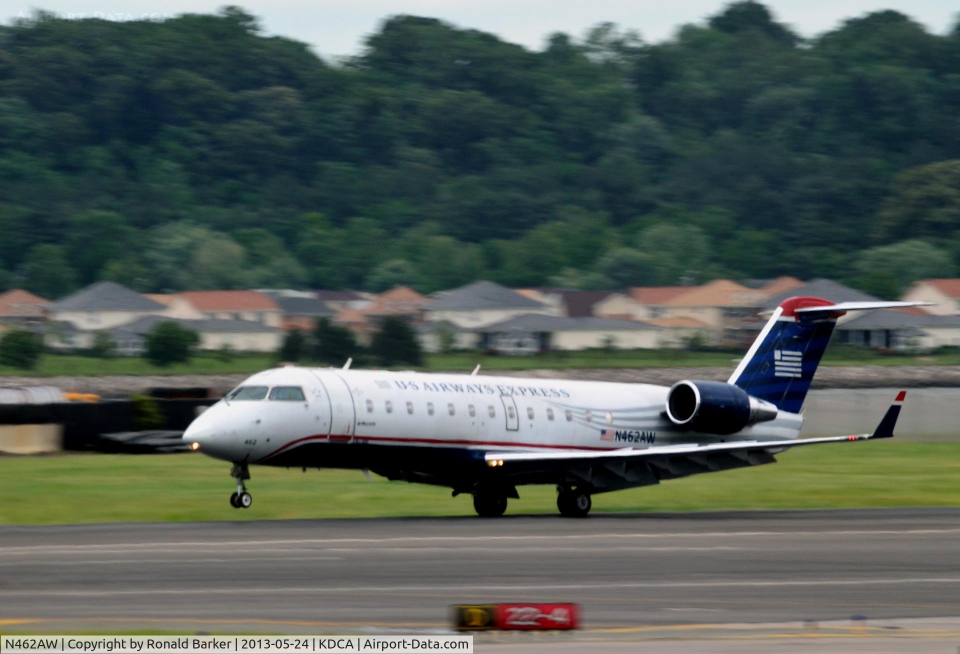 N462AW, 2003 Bombardier CRJ-200LR (CL-600-2B19) C/N 7875, Landing DCA