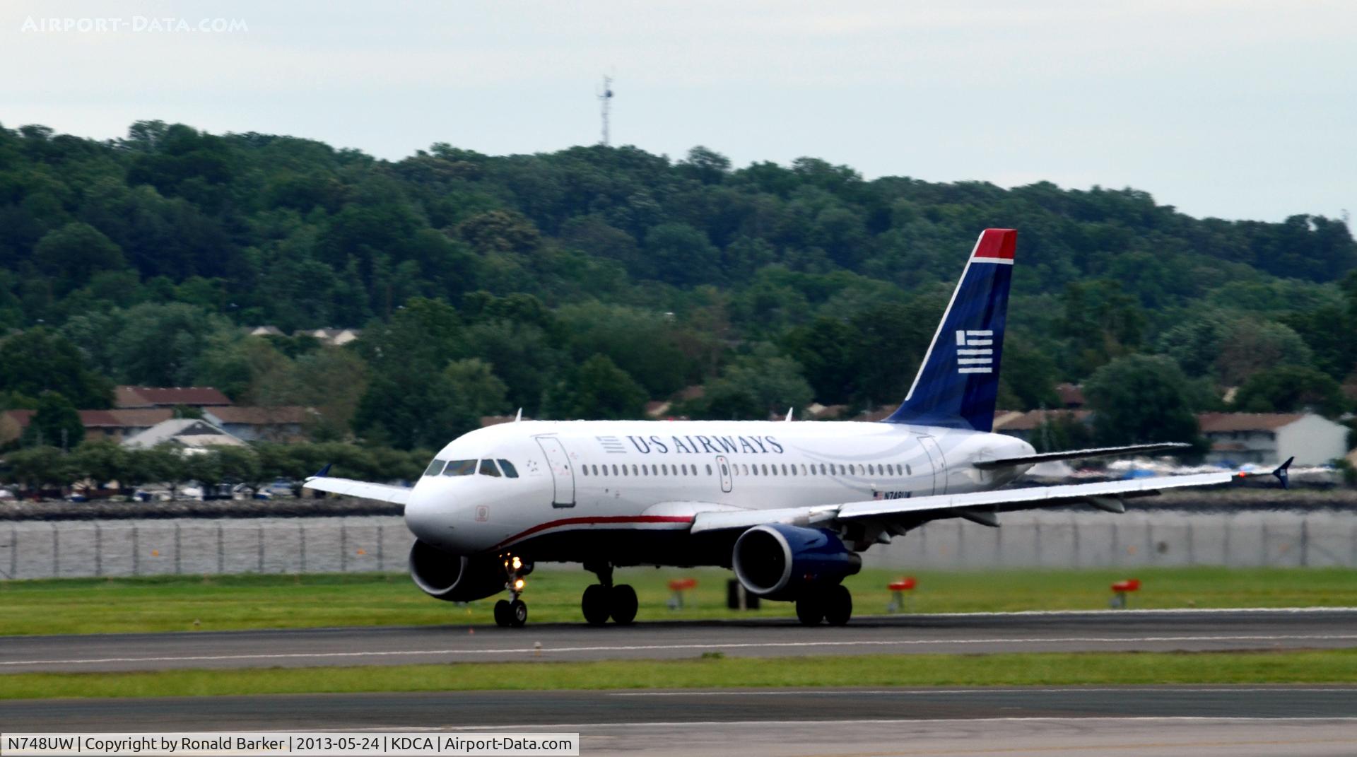 N748UW, 2000 Airbus A319-112 C/N 1311, Takeoff DCA
