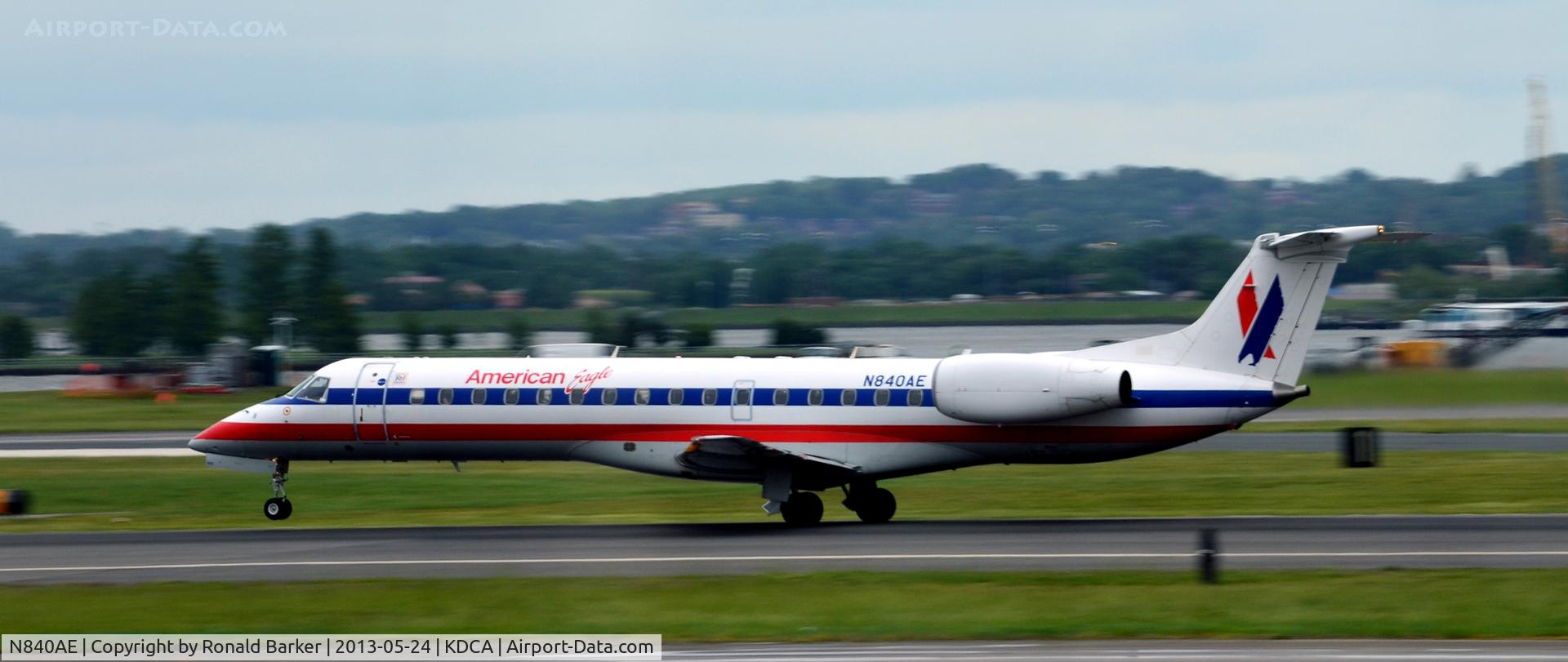 N840AE, 2002 Embraer ERJ-140LR (EMB-135KL) C/N 145656, Nose wheel liftoff DCA