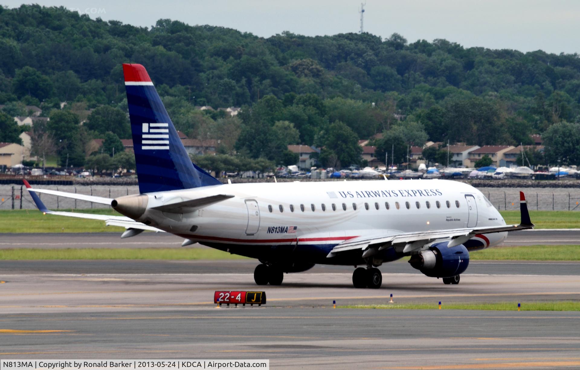 N813MA, 2004 Embraer 170SU (ERJ-170-100SU) C/N 17000031, Taxi DCA