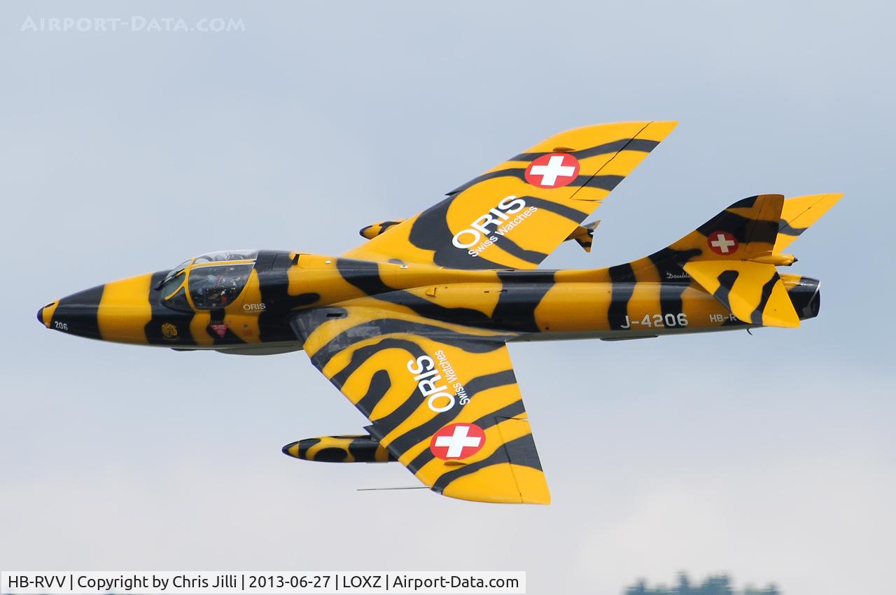 HB-RVV, 1968 Hawker Hunter T.68 C/N 41H-670841, Hawker Hunter