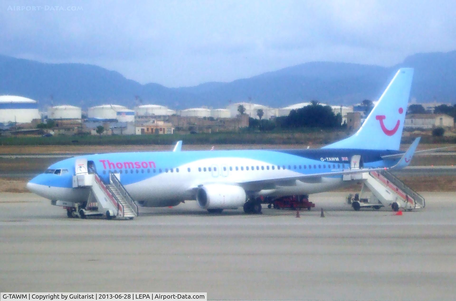 G-TAWM, 2013 Boeing 737-8K5 C/N 37249, Terminal A again at Palma through a different window