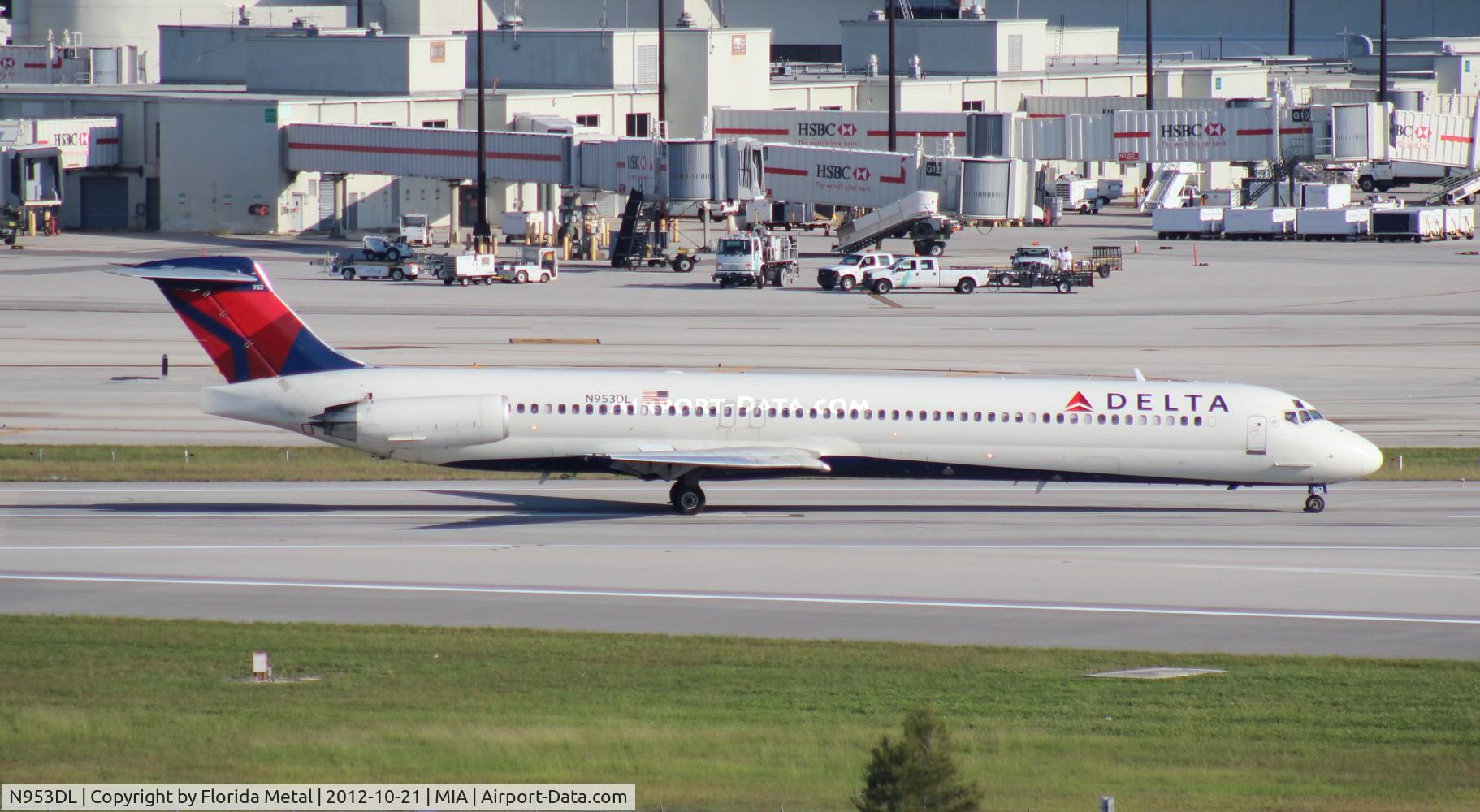 N953DL, 1990 McDonnell Douglas MD-88 C/N 49884, Delta MD-88