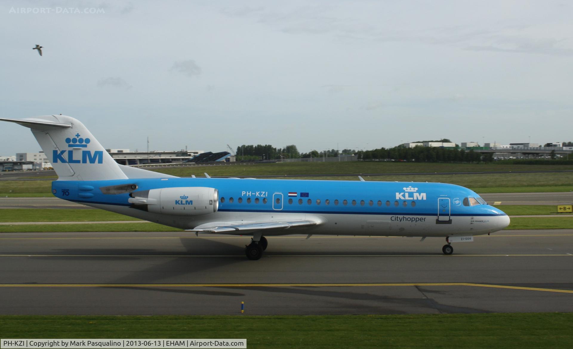 PH-KZI, 1997 Fokker 70 (F-28-0070) C/N 11579, Fokker 70