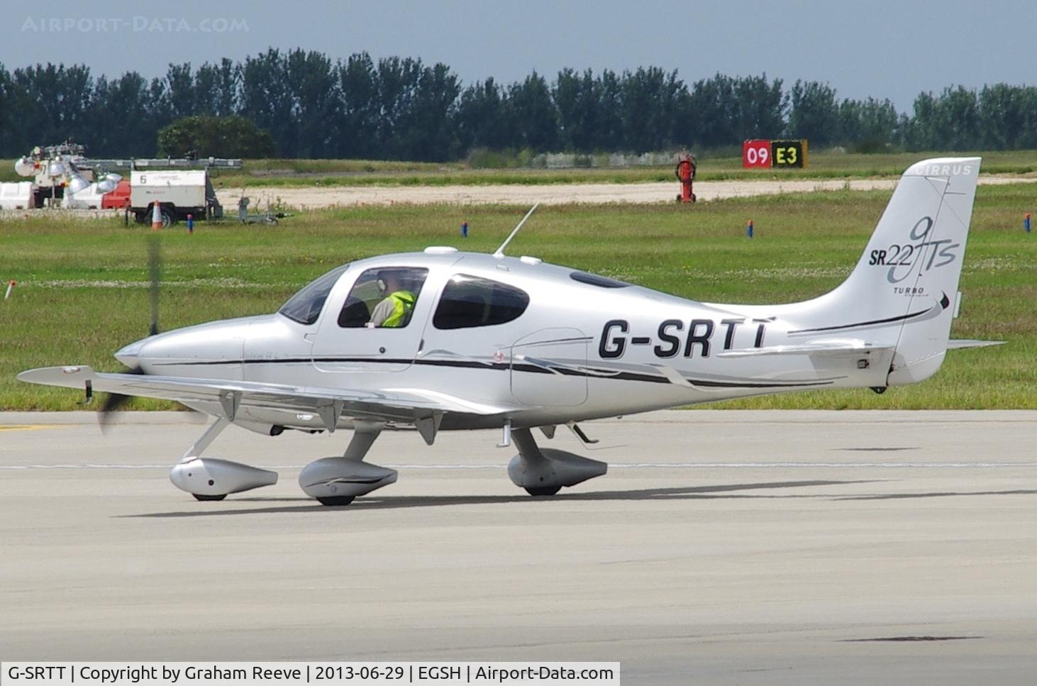 G-SRTT, 2007 Cirrus SR22 GTS Turbo C/N 2421, About to depart.