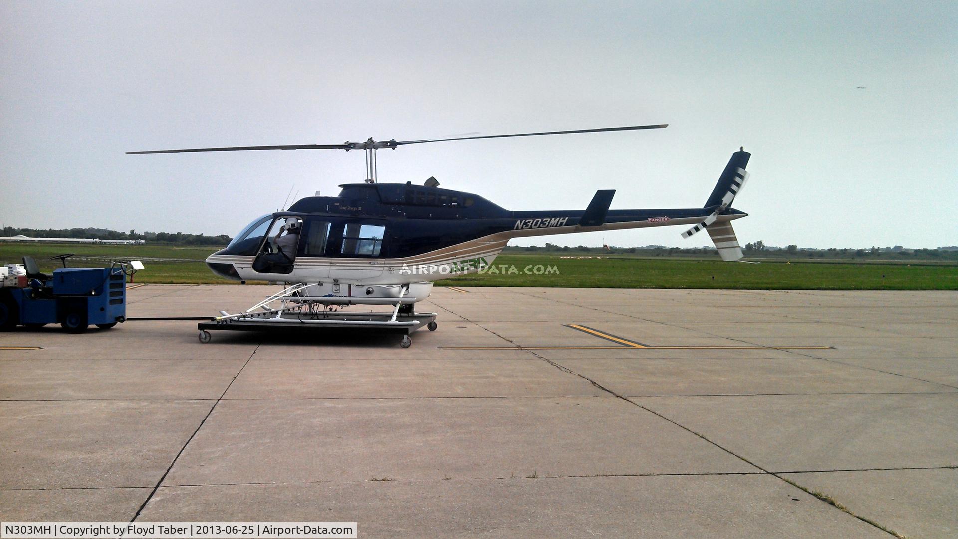 N303MH, 1990 Bell 206L-3 LongRanger III C/N 51340, Calibrating Boom Sprayers