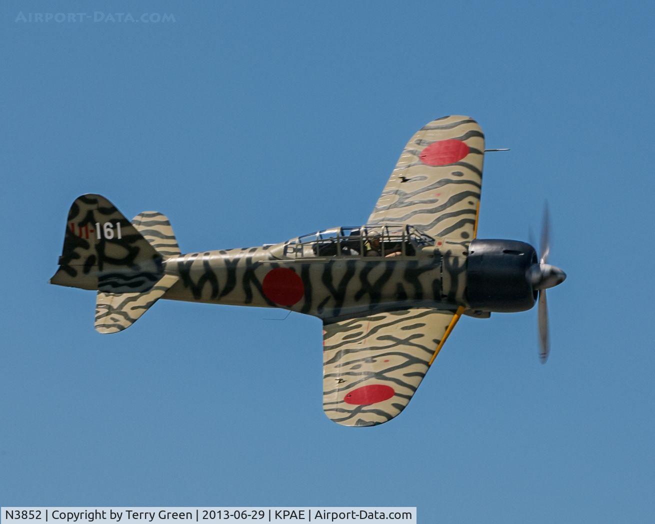 N3852, Mitsubishi A6M3 Reisen (Zero) C/N 3852, Flying Heritage Collection.....Pacific Legends Free Fly Day