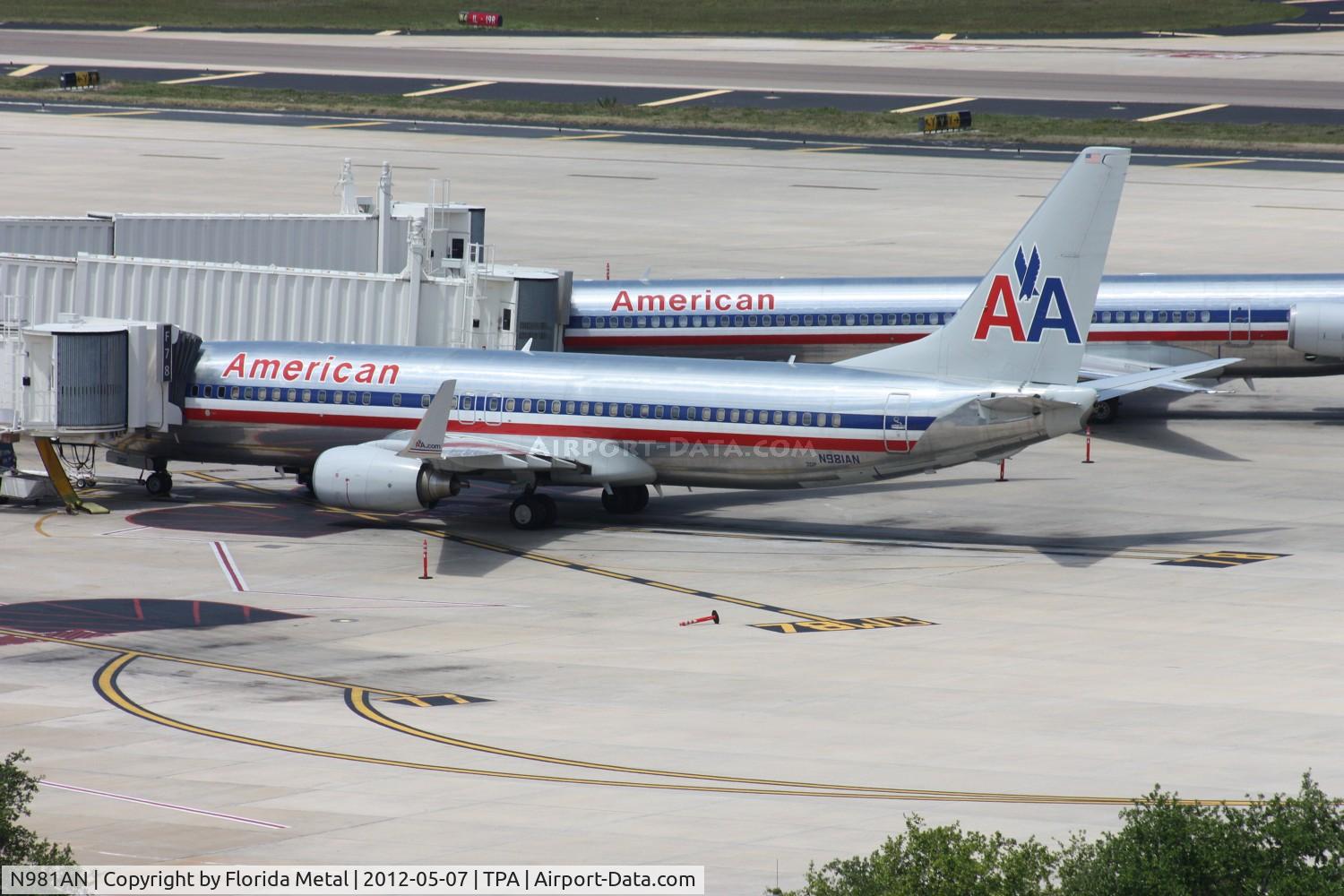 N981AN, Boeing 737-823 C/N 30897, American 737-800