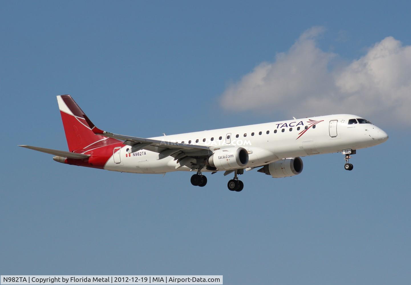 N982TA, Embraer ERJ-190-100 IGW 190AR C/N 19000259, Taca E190
