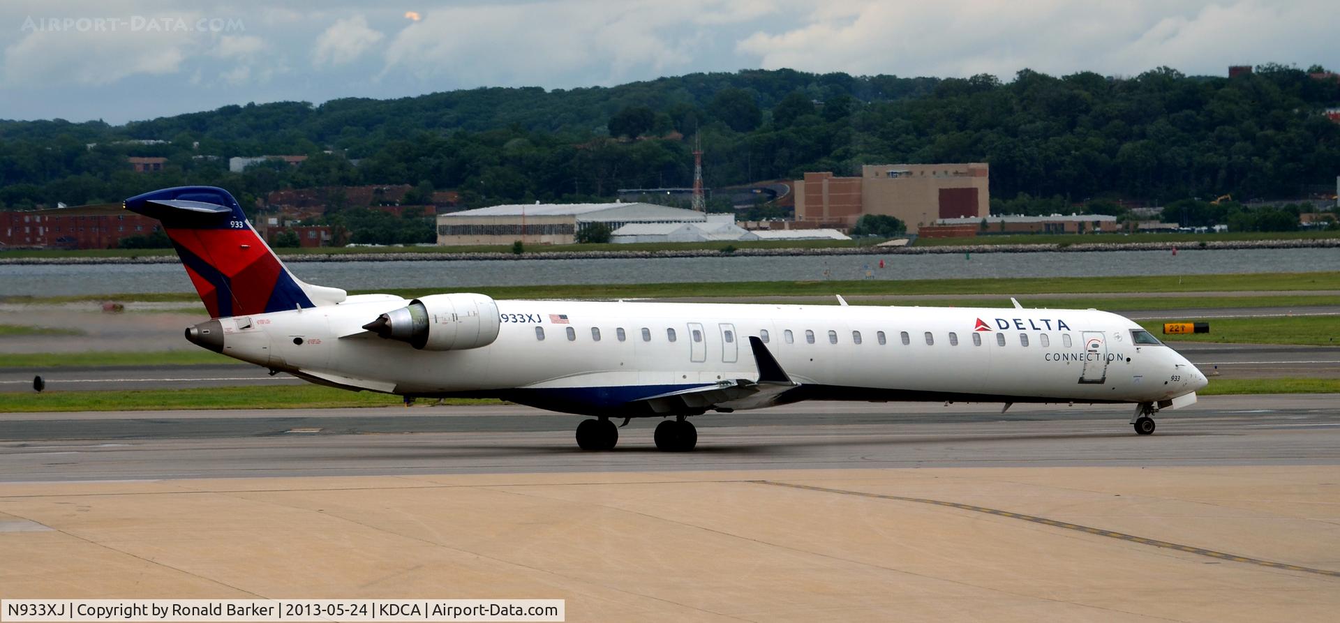 N933XJ, 2008 Bombardier CRJ-900ER (CL-600-2D24) C/N 15196, Taxi DCA