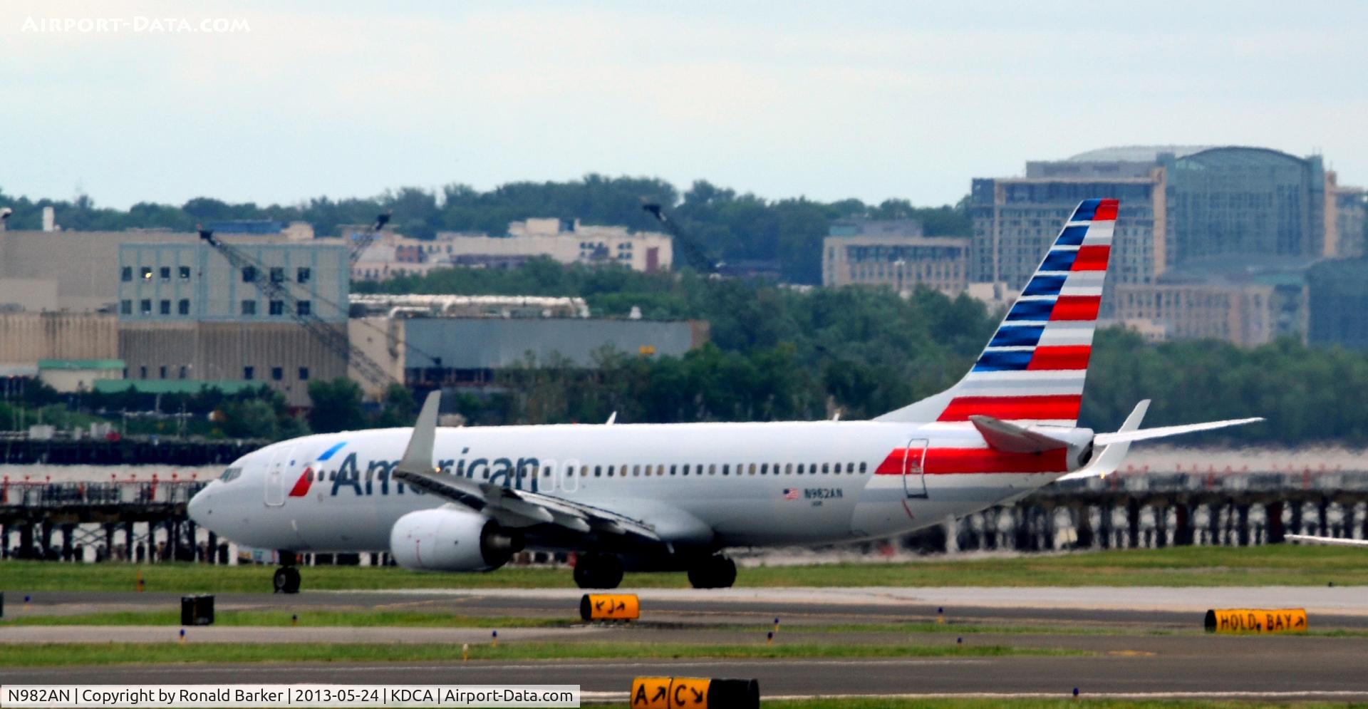 N982AN, 2009 Boeing 737-823 C/N 31067, Holding short DCA