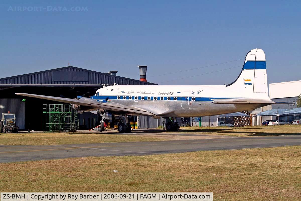 ZS-BMH, 1947 Douglas DC-4-1009 Skymaster C/N 43157, Douglas DC-4-1009 [43157] (South African Airways Historic Flight) Johannesburg-Rand~ZS 21/09/2006