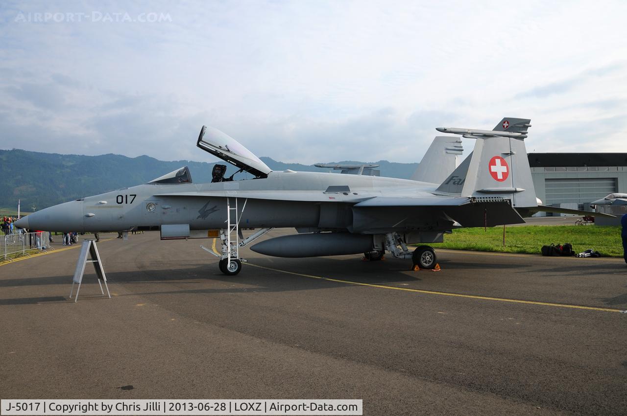 J-5017, McDonnell Douglas F/A-18C Hornet C/N 1365/SFC017, Swiss Air Force