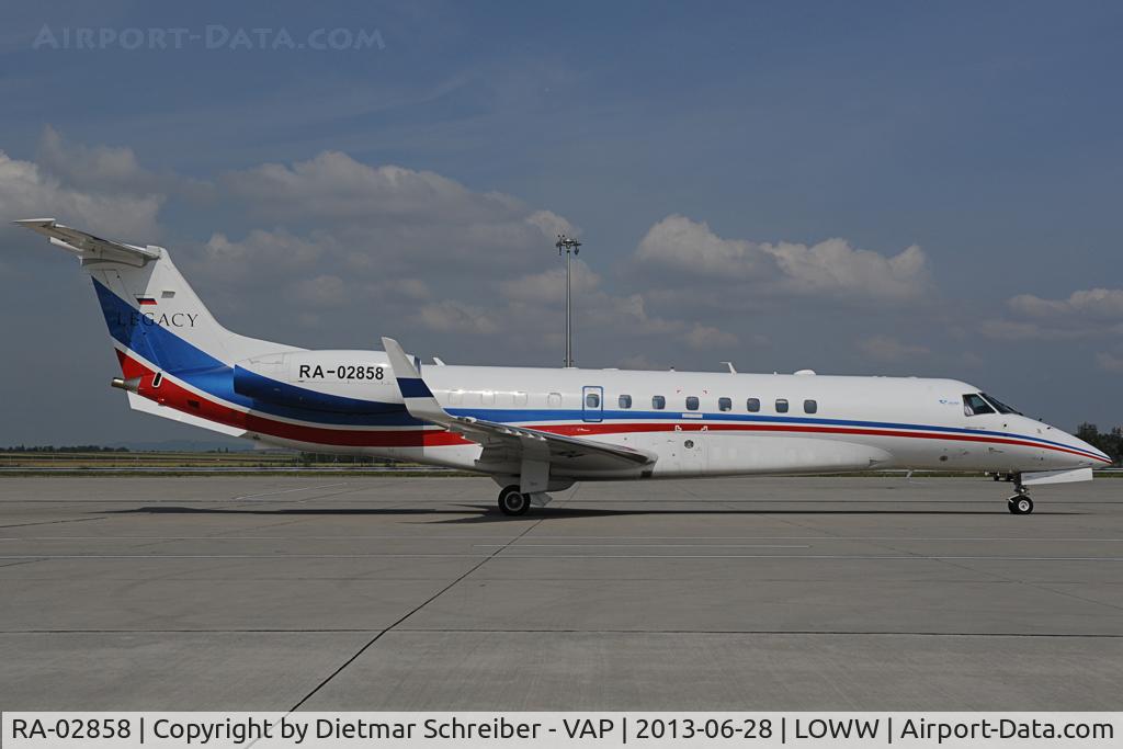 RA-02858, Embraer EMB-135BJ Legacy C/N 14500586, Embraer 135